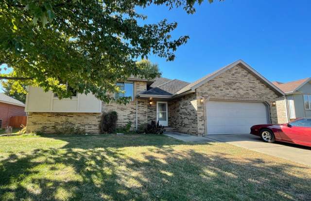 3546 West Winchester Drive - 3546 West Winchester Drive, Greene County, MO 65807