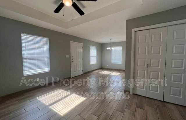 825 S. Mississippi St.