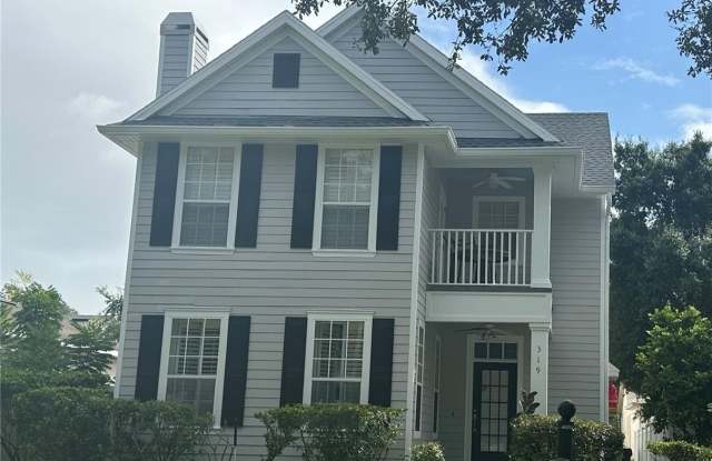 319 N HAMPTON AVENUE