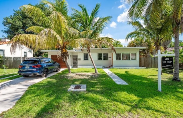 725 NE 72nd St - 725 Northeast 72nd Street, Miami, FL 33138