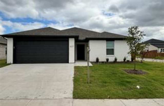1827 Boxwood Drive - 1