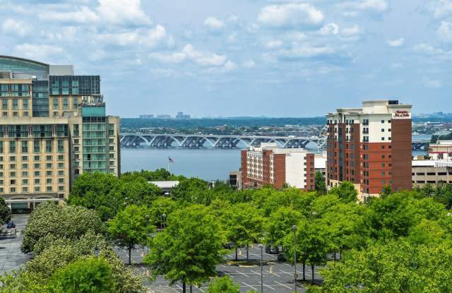 510 OVERLOOK PARK Drive unit: 32