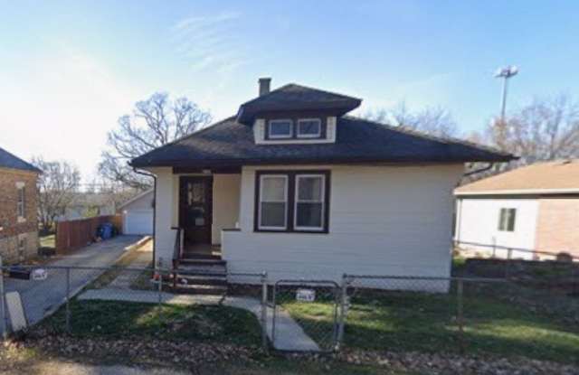 827 Porter Street