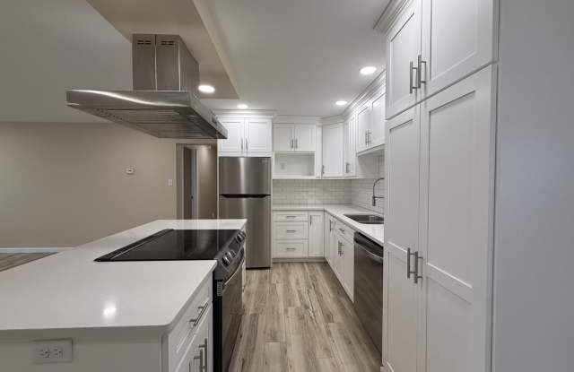 Photo of Remodeled 2-Bedroom!