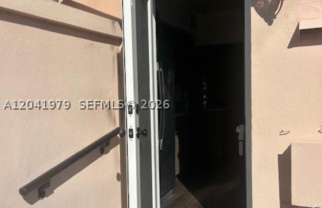 1785 Calais Dr