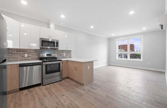 340 WESTSIDE AVE