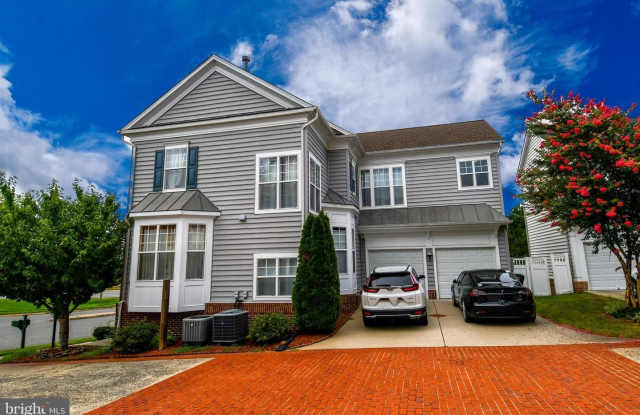 10001 ORLAND STONE DR