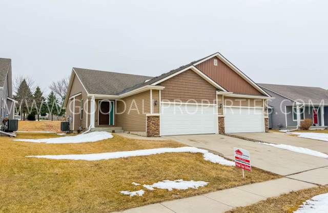 Great Deal in Ankeny! 3 Bedroom 2.5 bath with basement finished in Northwest Ankeny