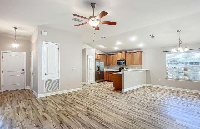 548-a Coral Trace Boulevard