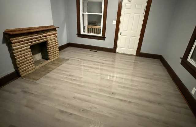 516 Hamline Avenue - 518