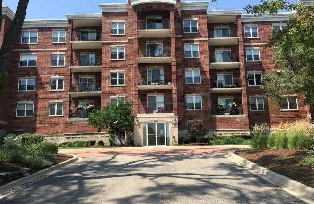 3400 N Old Arlington Heights Road