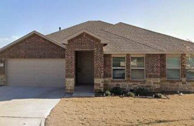 4/2/2 NEWER CONSTRUCTION!