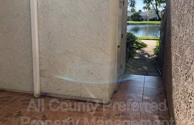 1485 Malibu Circle NE