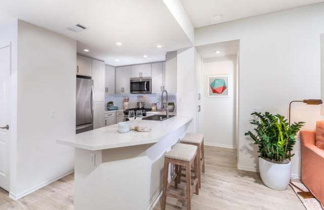 1 White Cap Ln Unit E31