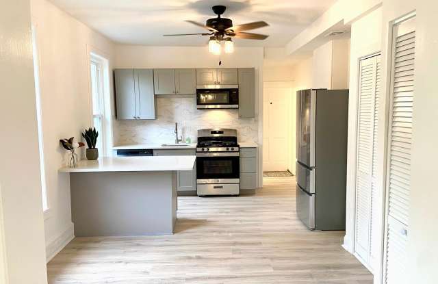 305 S MAIN Street