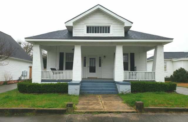 204 E Davis Street, Smithfield NC 27577