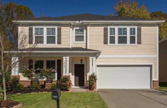 Gorgeous 4 bedroom home in Durham minutes from shopping and entertainment!