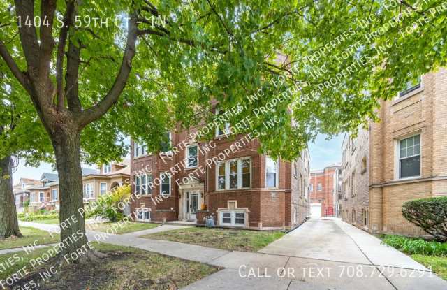 1404 S 59th Ct