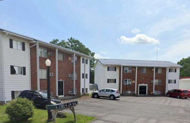 Photo of 2720 E Brutus St Apt 2