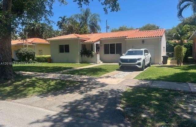 322 Fluvia Ave