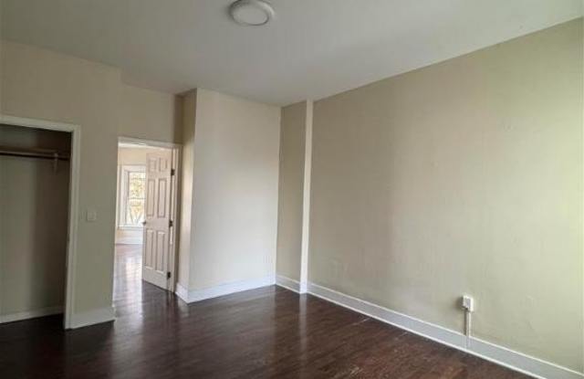 312 N 9th Street unit: 2