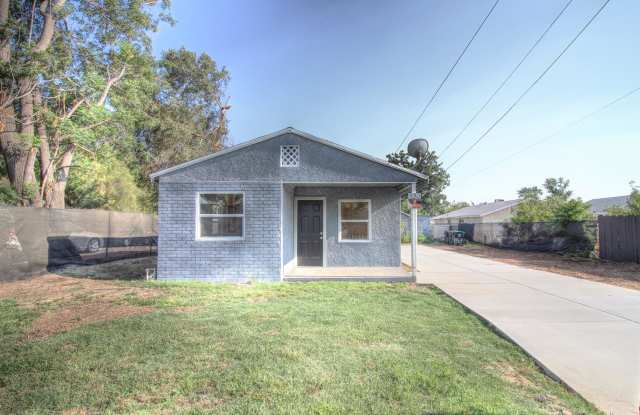 Photo of 993 East Central Avenue