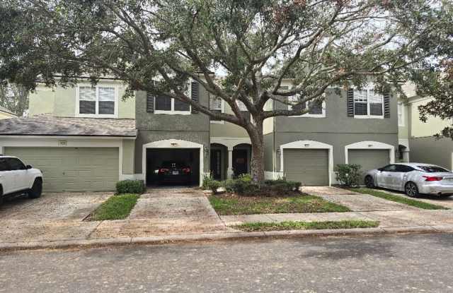 Beautiful 3 Bedroom 2.5 Bath in Riverview