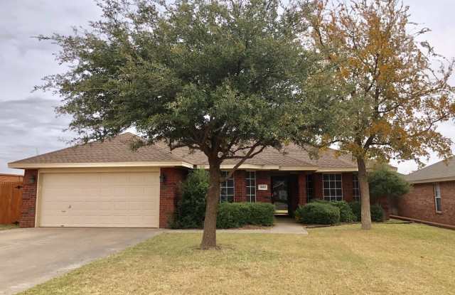 Wonderful House - 9803 Beaufort Avenue, Lubbock, TX 79424