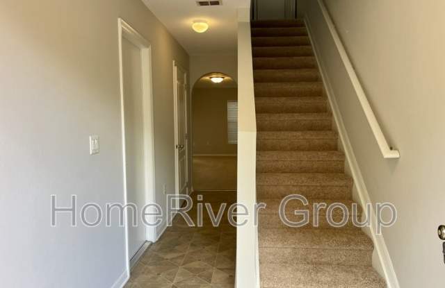 4447 Ashburn Square Dr