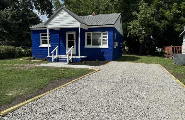 327 Finch Street Southeast