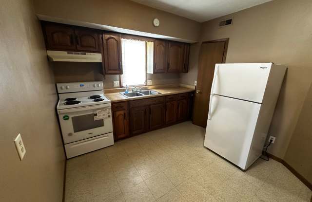 226 E Hyde Park Ave. St. Joseph, MO 64504