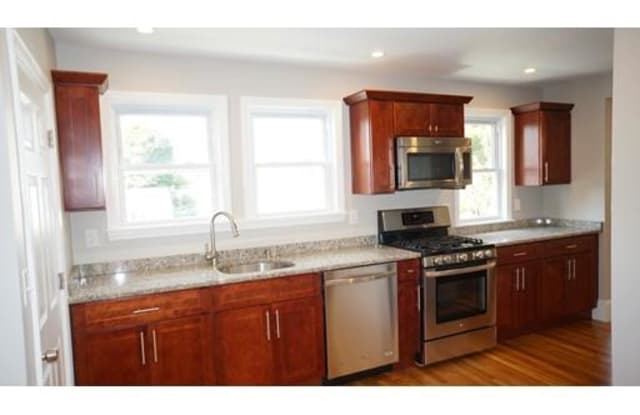 9 Carlton Terrace - 9 Carlton Terrace, Watertown Town, MA 02472