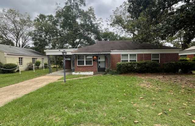 Photo of New Listing! 916 Grenada Drive Montgomery, AL 36109-1214