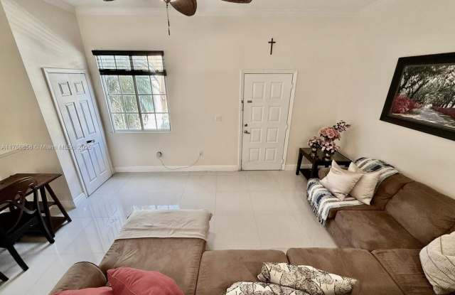 2841 NE 185th Street 513, Aventura, FL 33180