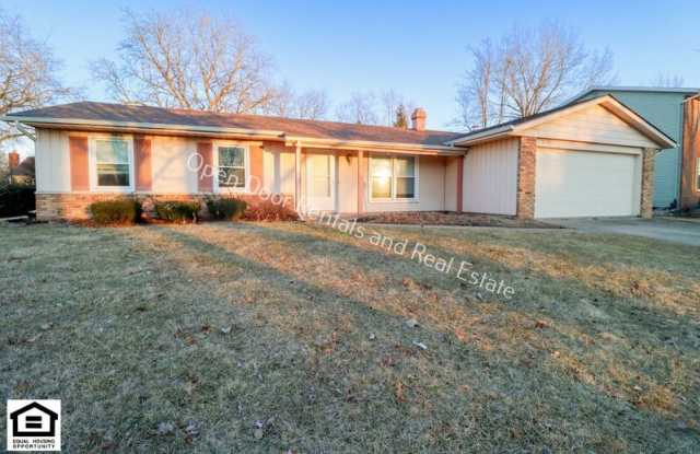 3210 Kenaston Dr