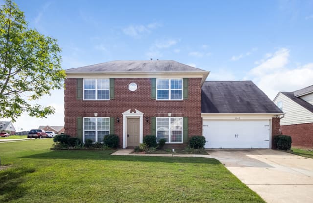 2643 Hunters Pointe Drive - 2643 Hunters Pointe Drive, Southaven, MS 38672