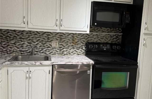 8390 Sands Point Blvd