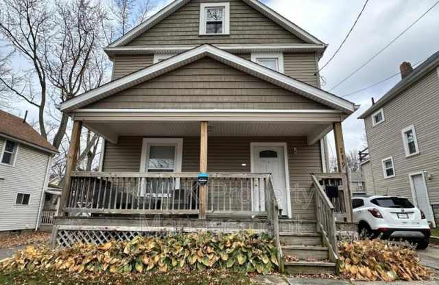279 Bellewood Ave