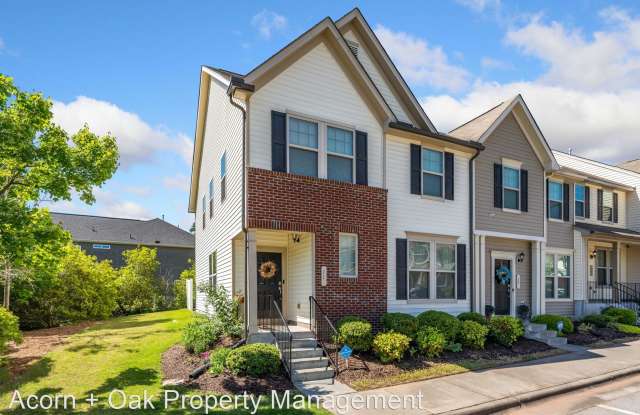 11 Moss Grove Lane