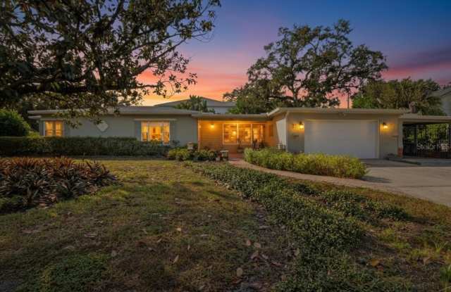 Photo of 3107 S EMERSON STREET