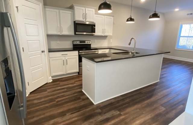 1040 Glenkirk Drive - C