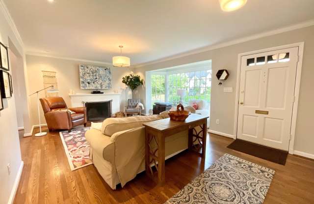 6801 VAN FLEET DRIVE