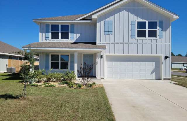 Photo of Large Family Home in Central Crestview