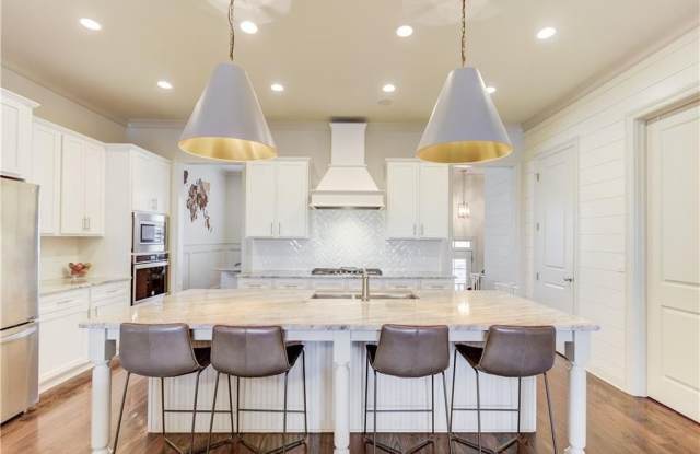 Photo of 1816 Falling Sky Court NE