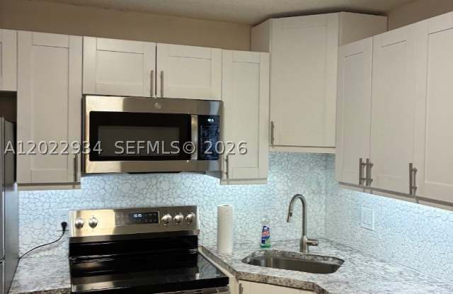 117 5TH ST NE