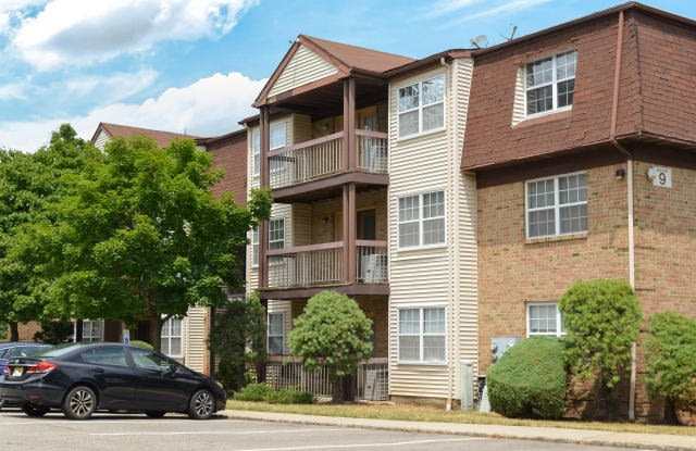 1605 Plaza Dr Unit D21