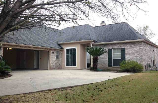 1335 SPRINGLAKE DR - 1335 Springlake Drive, East Baton Rouge County, LA 70810