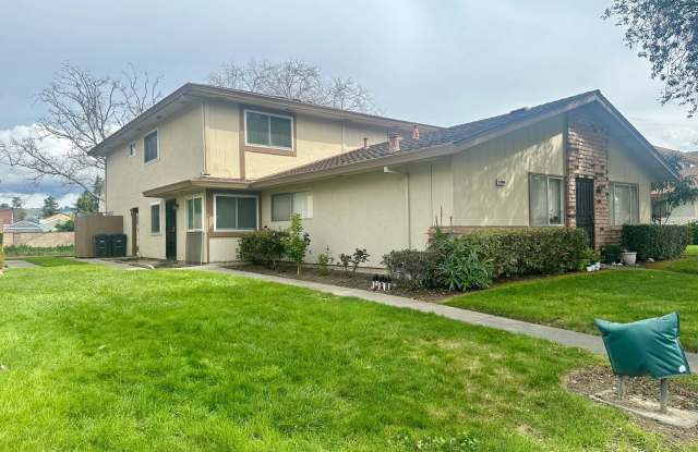 Cozy 2 Bedroom 1 Bath Unit Union City! - 32608 Brenda Way, Union City, CA 94587