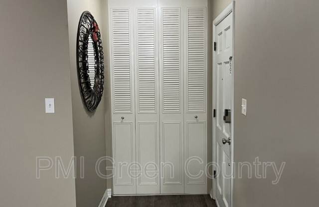 1313 East 48th Street