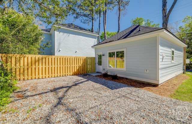 1619 Le Grand Street